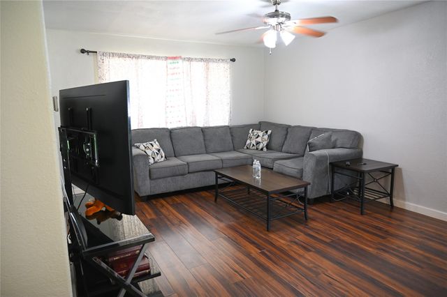 1352 Simpson Drive, Hurst, TX 76053