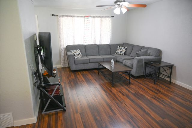 1352 Simpson Drive, Hurst, TX 76053