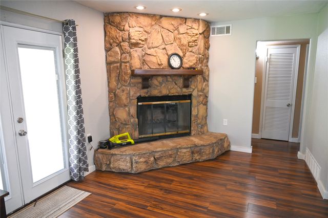 1352 Simpson Drive, Hurst, TX 76053