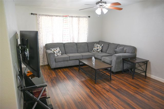 1352 Simpson Drive, Hurst, TX 76053