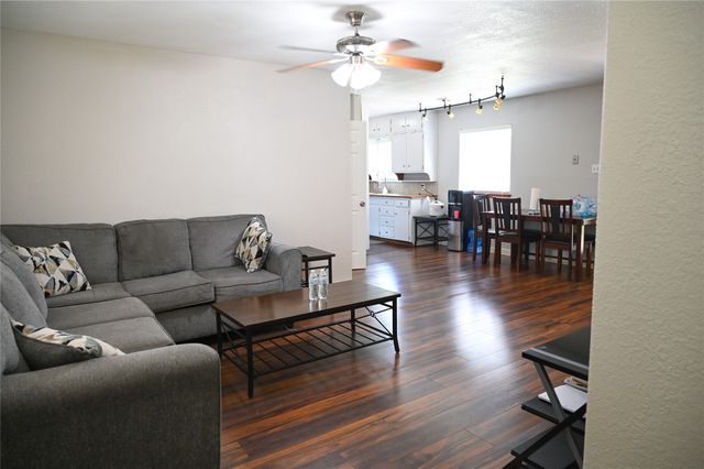 1352 Simpson Drive, Hurst, TX 76053