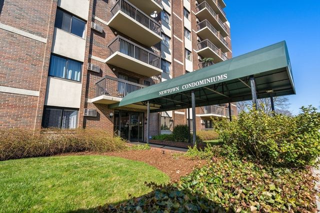 10 Williams St 45, Watertown, MA 02472