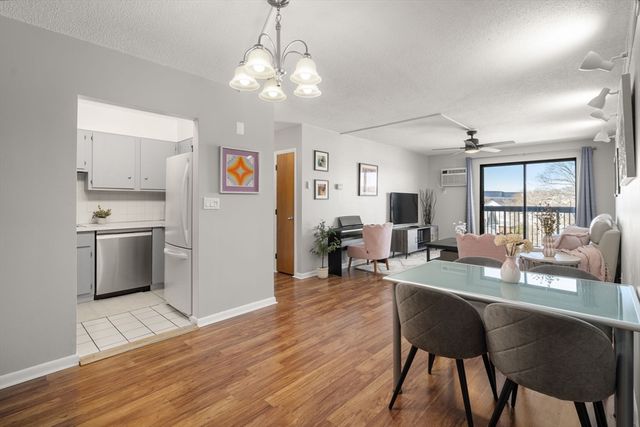 10 Williams St 45, Watertown, MA 02472