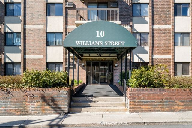 10 Williams St 45, Watertown, MA 02472