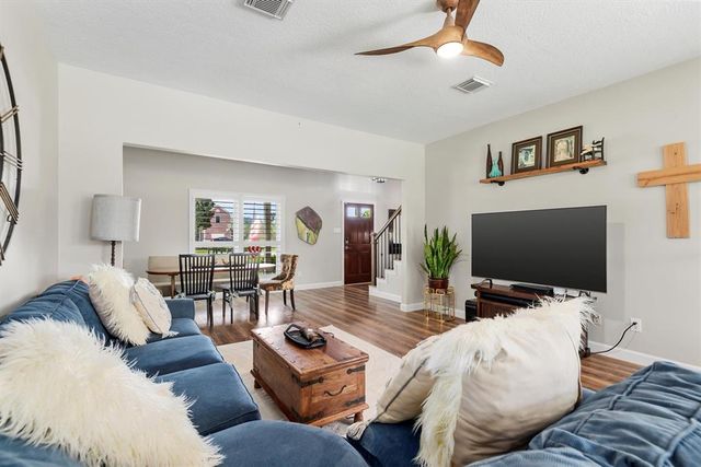 7034 Robin Meadow Street, Pearland, TX 77581