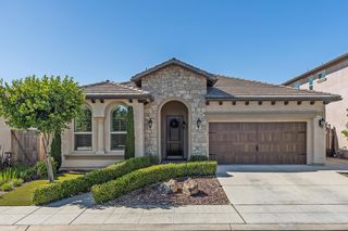 6635 W Kadota Avenue, Fresno, CA 93723