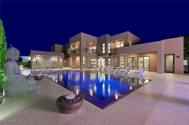 3740 Caesars Circle, Las Vegas, NV 89120