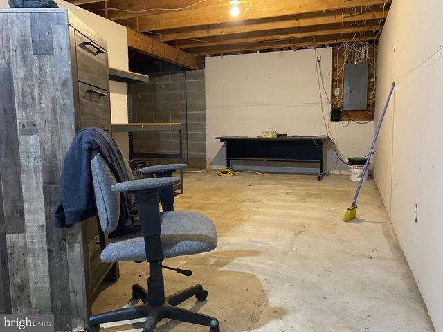 14104 LOUISE DR SW, Cresaptown, MD 21502