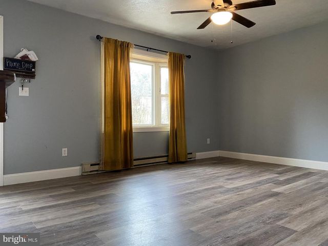 14104 LOUISE DR SW, Cresaptown, MD 21502