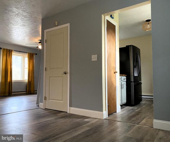 14104 LOUISE DR SW, Cresaptown, MD 21502