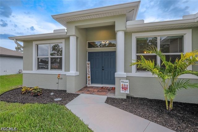 670 Nimitz BLVD, Lehigh Acres, FL 33974