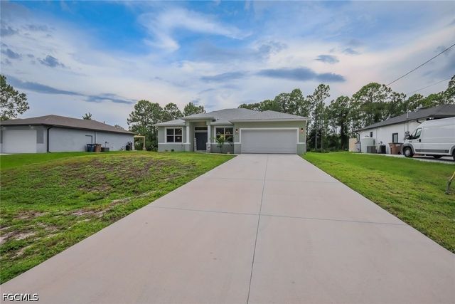670 Nimitz BLVD, Lehigh Acres, FL 33974