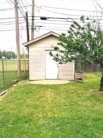 2919 NW Euclid Ave, Lawton, OK 73538