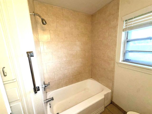 2919 NW Euclid Ave, Lawton, OK 73538