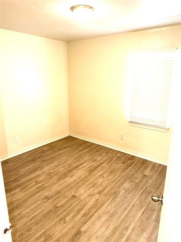 2919 NW Euclid Ave, Lawton, OK 73538