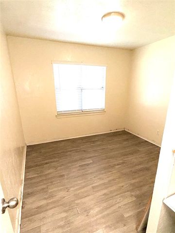 2919 NW Euclid Ave, Lawton, OK 73538