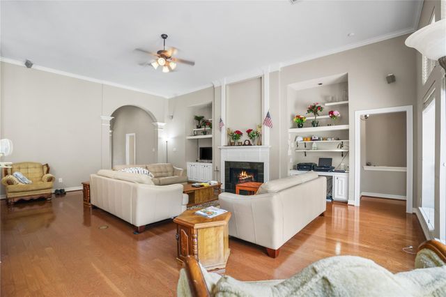 2227 Greenhaven Drive, Sugar Land, TX 77479
