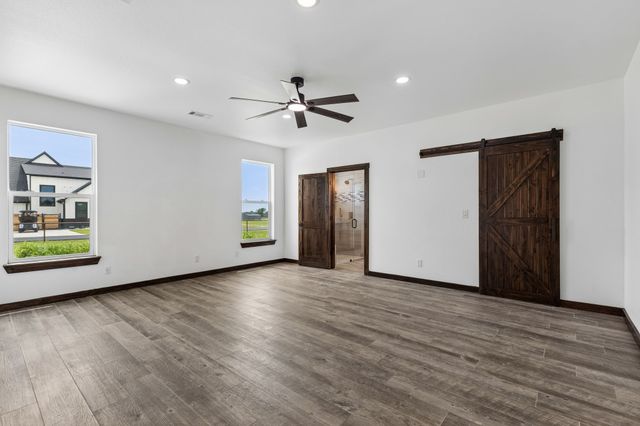 835 Club Lake Road, Whitesboro, TX 76273