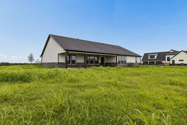 835 Club Lake Road, Whitesboro, TX 76273