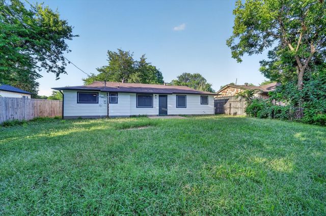 4325 Richard Street, Forest Hill, TX 76119