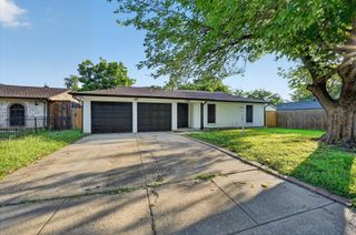 4325 Richard Street, Forest Hill, TX 76119