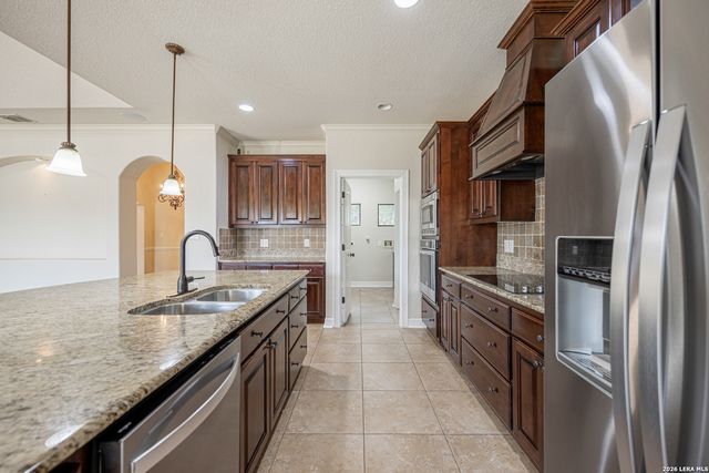 10406 Rinderfarm, New Braunfels, TX 78132