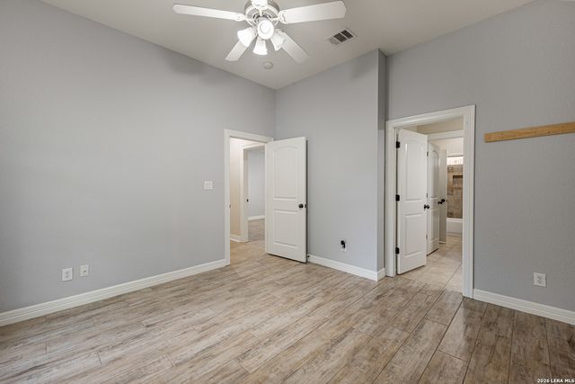 10406 Rinderfarm, New Braunfels, TX 78132
