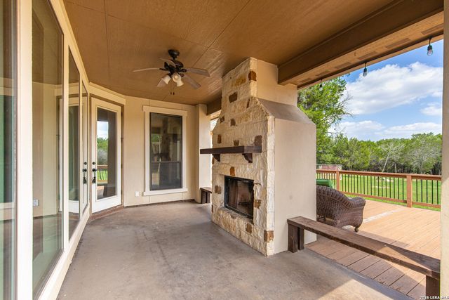 10406 Rinderfarm, New Braunfels, TX 78132