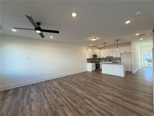 1563 Driggs NW Drive, Atlanta, GA 30318