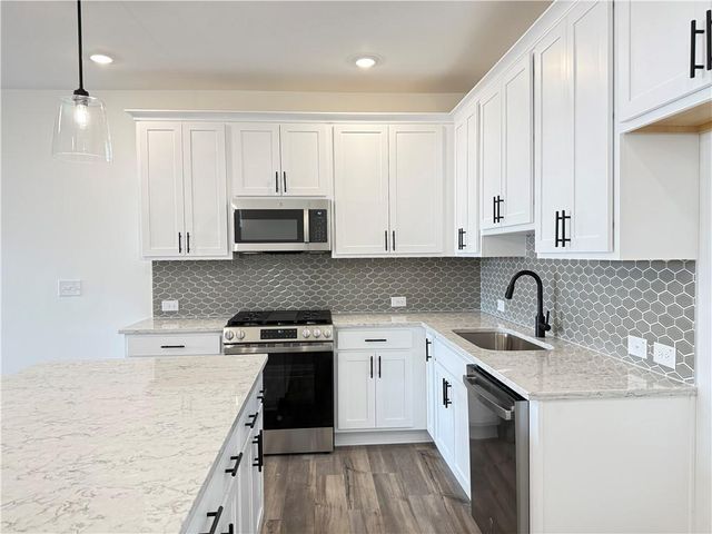 1563 Driggs NW Drive, Atlanta, GA 30318