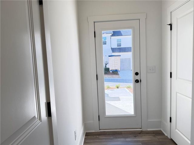 1563 Driggs NW Drive, Atlanta, GA 30318