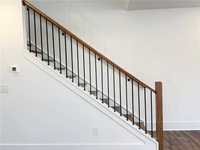 1563 Driggs NW Drive, Atlanta, GA 30318