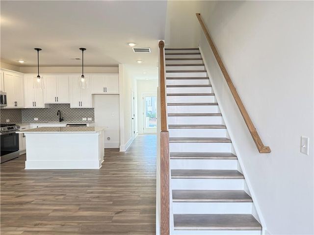 1563 Driggs NW Drive, Atlanta, GA 30318