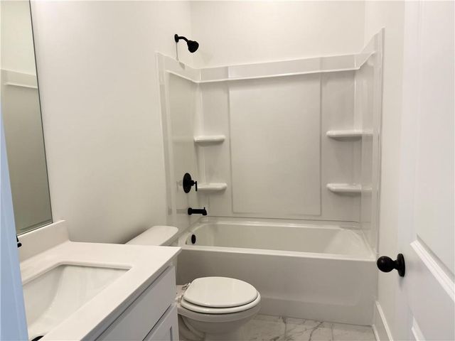 1563 Driggs NW Drive, Atlanta, GA 30318