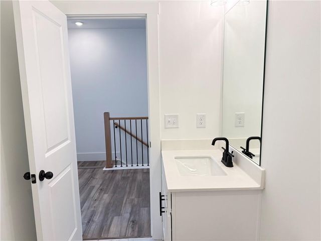 1563 Driggs NW Drive, Atlanta, GA 30318