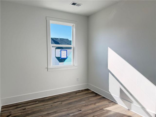 1563 Driggs NW Drive, Atlanta, GA 30318