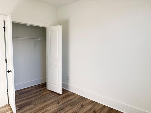 1563 Driggs NW Drive, Atlanta, GA 30318