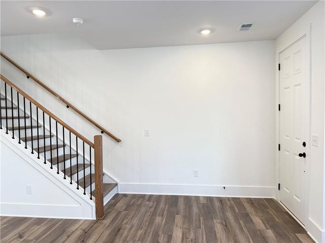 1563 Driggs NW Drive, Atlanta, GA 30318