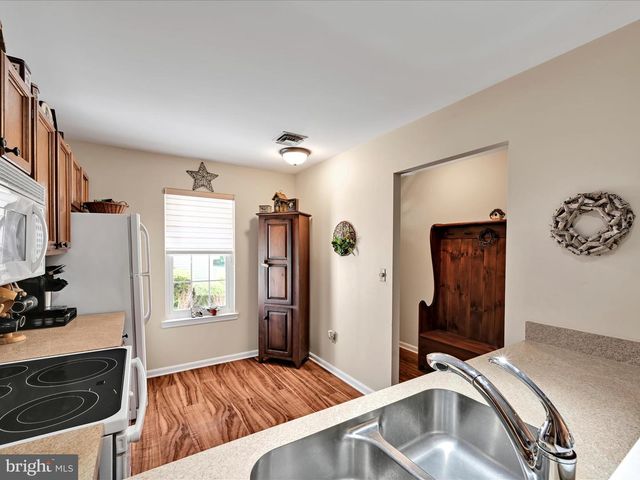 1003 CAMBRIDGE CT, Palmyra, PA 17078