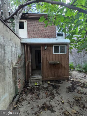 4656 LESHER ST, Philadelphia, PA 19124