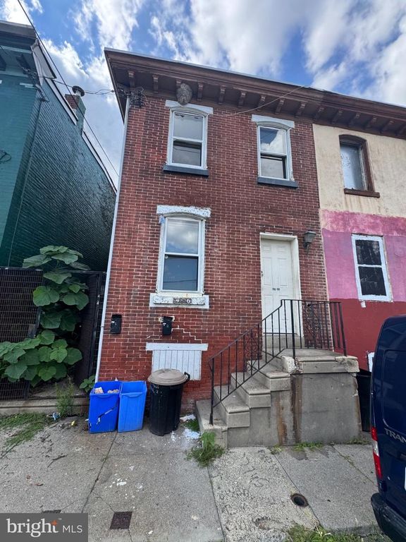 4656 LESHER ST, Philadelphia, PA 19124