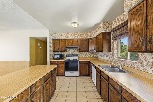 15440 N 34TH Street, Phoenix, AZ 85032
