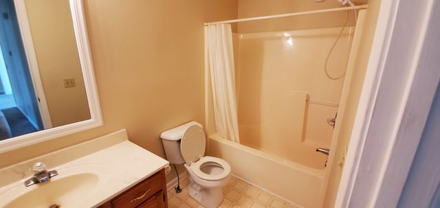 610 N Greenwood Ext, Lebanon, TN 37087