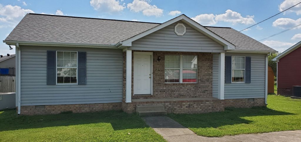 610 N Greenwood Ext, Lebanon, TN 37087
