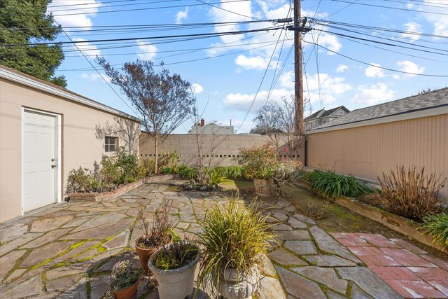 1527 47th St, Sacramento, CA 95819