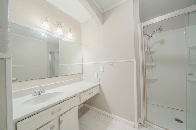 160 N Hearne, Waskom, TX 75692