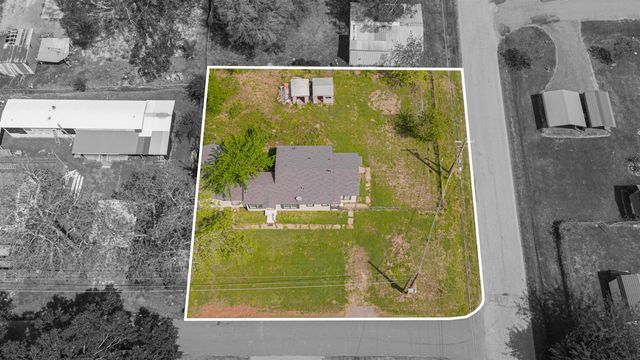 160 N Hearne, Waskom, TX 75692