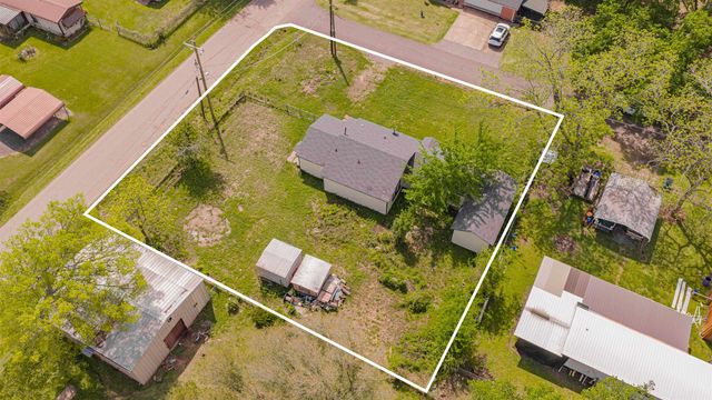 160 N Hearne, Waskom, TX 75692