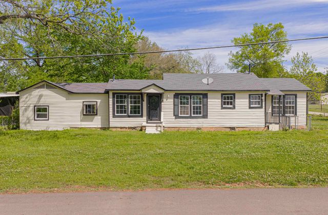 160 N Hearne, Waskom, TX 75692