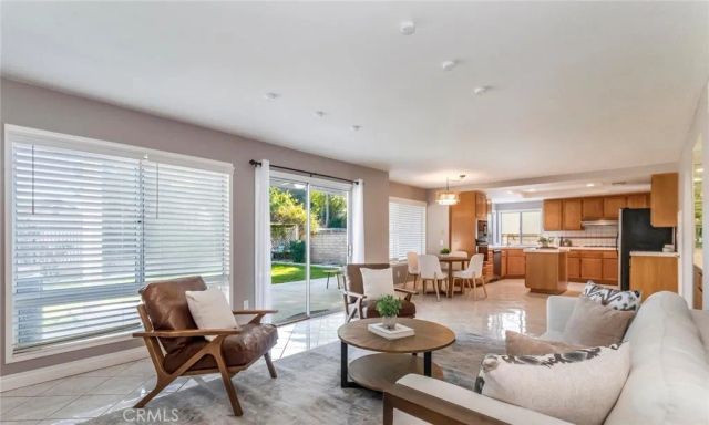 29033 Shadow Valley Lane, Saugus, CA 91390